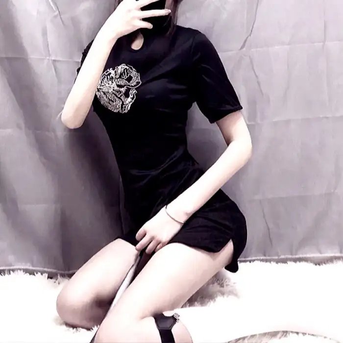 窗外有蓝天